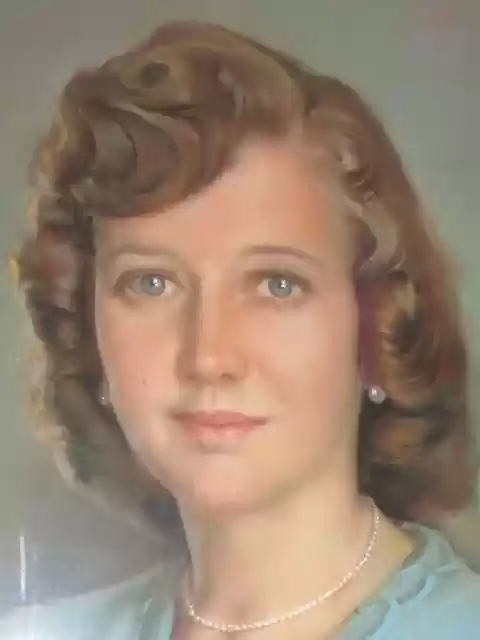 Lois Armstrong (Chapman)